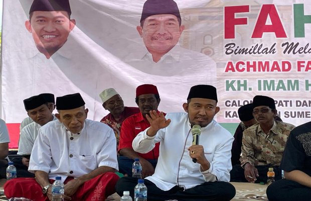Foto: Achmad Fauzi Wongsojudo pada salahsatu acara
