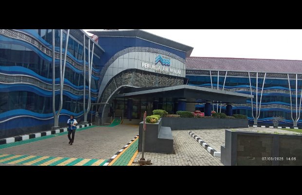 Foto: Kantor PDAM Tirta kahuripan