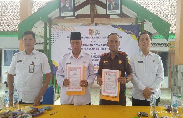 Foto: Kejari Jember dan Jajaran Muspika Pakusari.