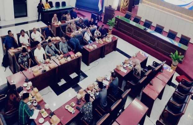 Foto : Suasana audensi di Kantor DPRD Kabupaten Lumajang