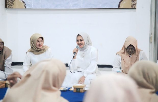 Foto: Ketua Tim Penggerak Pemberdayaan dan Kesejahteraan Keluarga (TP PKK) Kabupaten Lumajang, Dewi Natalia Yudha Adji Kusuma