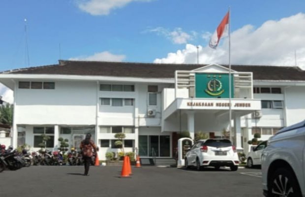 Foto: Kantor kejaksaan Negeri (Kejari) Jember