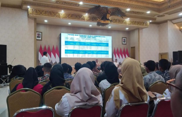 Foto: Bakesbangpol Jatim saat sosialisasi P4GN di Jember