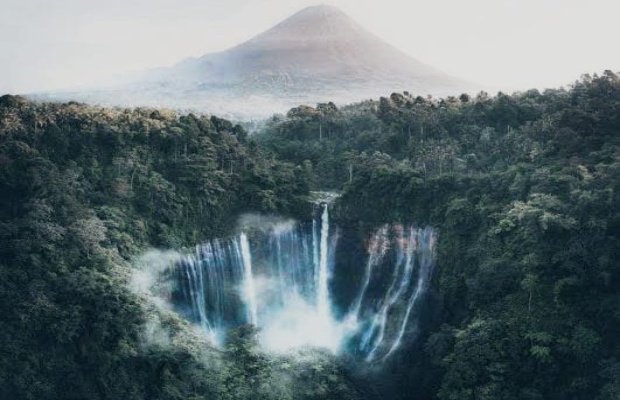 Foto: Wisata Tumpak Sewu Lumajang. Sumber: IDN Times