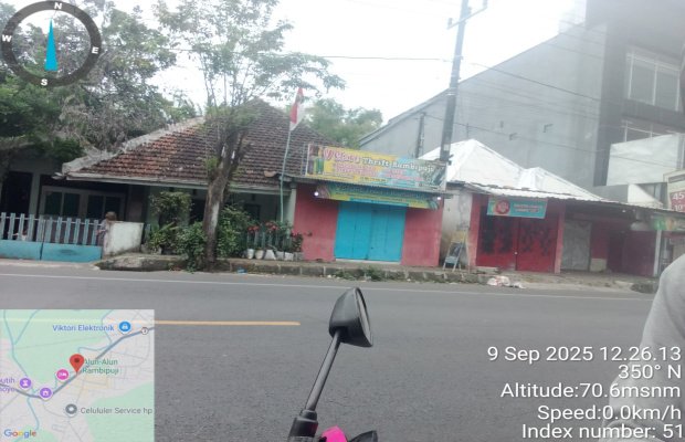 Foto: Kondisi toko tertutup diduga milik (w_B)  Selasa 9 September 2025.