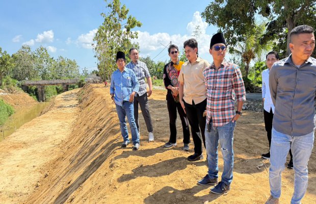Foto: Komisi III DPRD Sumenep saat Sidak Dua Proyek Banjir
