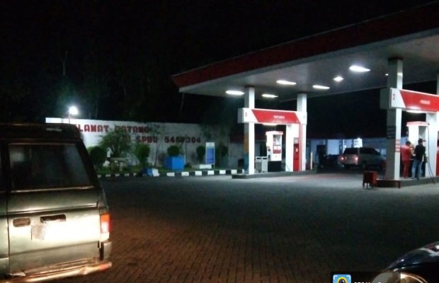 Foto: Kendaraan tengkulak jenis kijang terpantau beraktifitas. (Memoonline).