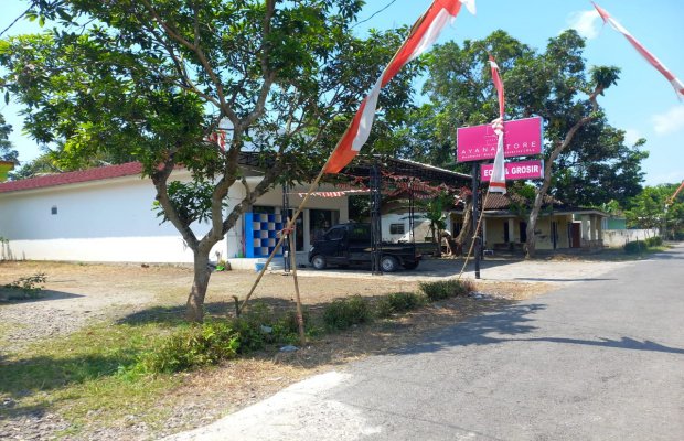 Foto: Salah satu Lokasi toko swalayan yang diduga milik Ayana