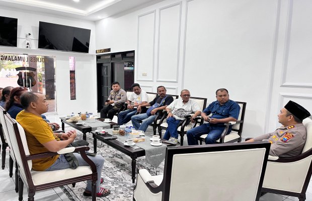 Foto : Silaturahmi Ikatan Wartawan Lumajang dengan Kapolres Lumajang