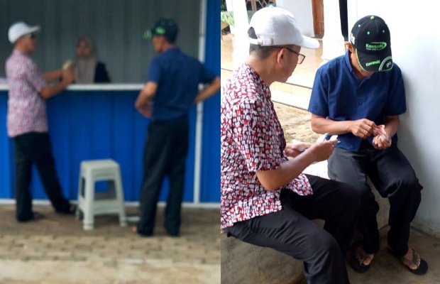 Foto: Penyerahan Uang Rp5 Juta dari MH LS Kepada Moh. Ari Yang Disebut Sebagai Cicilan Utang Ali Topan