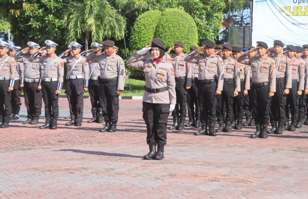 Foto; AKBP M. Wahyudin Latif Kapolres Lumajang Pimpin Langsung Upacara Peringatan Hari Ibu