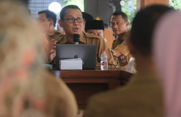 Foto: dr. Mohammadp Haris Bupati dan Fahmi AHZ Wakil Bupati Probolinggo Pimpin Rakor Penanggulangan Bencana