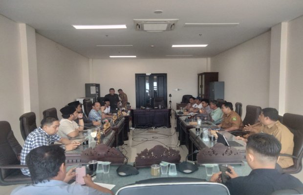 Foto: SMSI Sumenep saat audiensi ke Komisi I DPRD