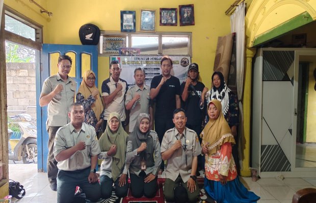 Foto: Tim Ditjen PKH saat Verifikasi Kelompok Ternak Aliansi Masyarakat Proletar, Jombang 
