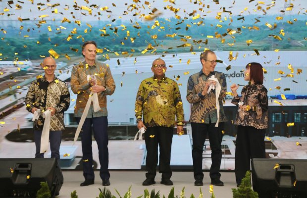 Foto: Wamenaker RI saat Pembukaan Pabrik Baru PT Givaudan
