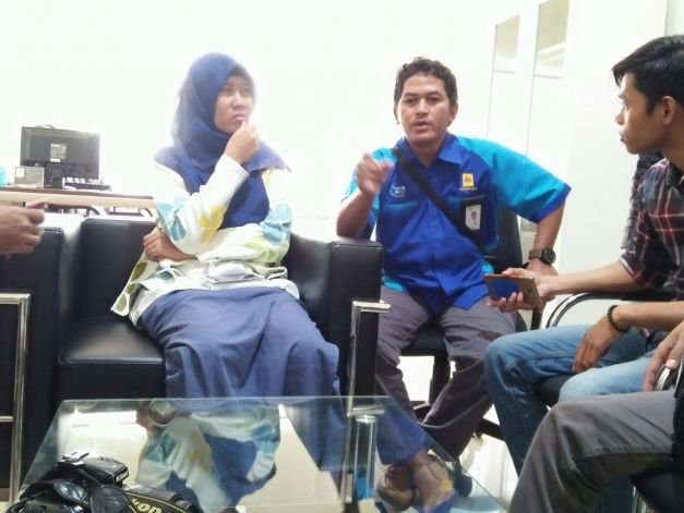 Foto Manager & Asisten Manager PLN Pamekasan