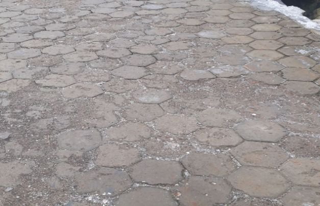 Foto Proyek Paving yang Rusak