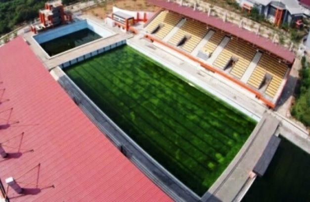 Kolam Renang Aquatic Center Milik Pemerintah Kabupaten Bekasi.