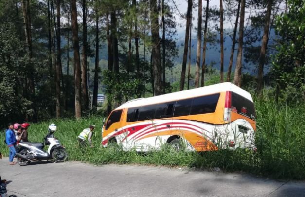 Foto: Mobil Isuzu Elf yang terlibat kecelakaan