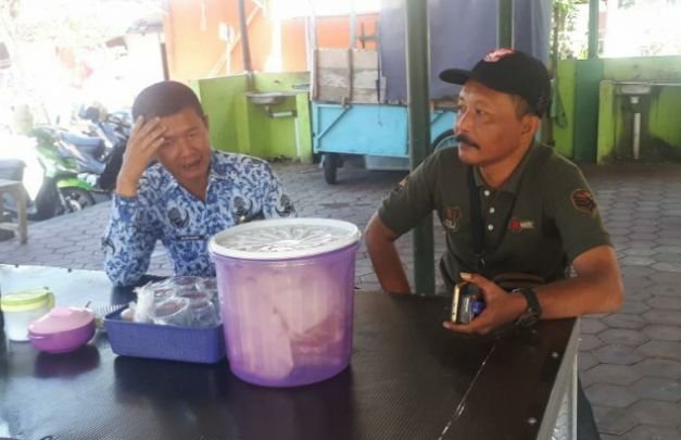 Foto: Perangkat desa di Bondowoso