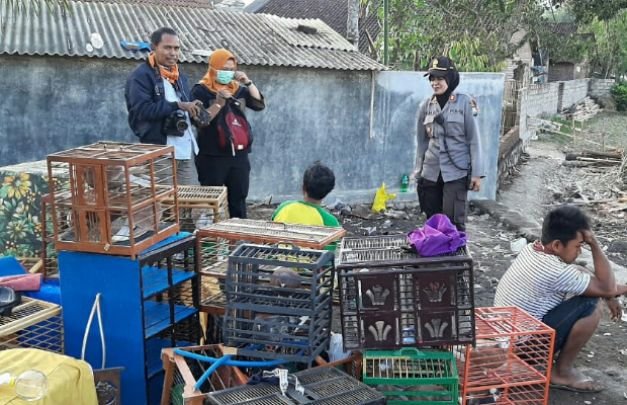 Foto: Kapolsek Pakusari saat lokasi judi merpati