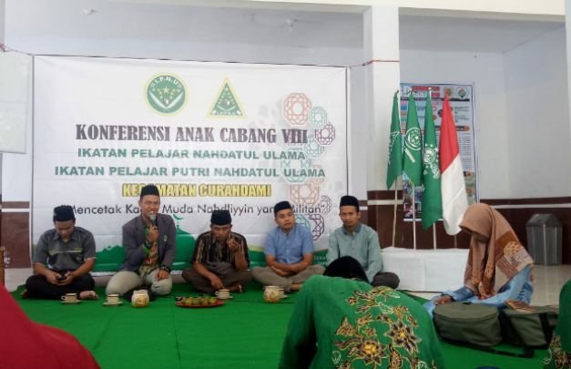 Foto: IPNU Bondowoso saat menggelar rapat