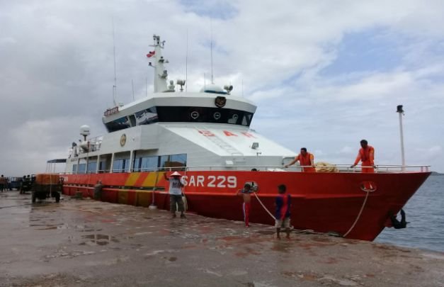Foto: kapal Tim SAR yang akan mencari korban perahu tenggelam