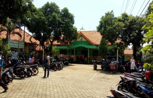 Foto : Lokasi Pembagian Sembako SDN Muneng Leres 01