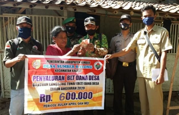 Foto: Penyerahan BLT-DD Tahap III Desa Sumberkalong
