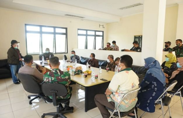 Foto : Bupati Bekasi Tinjau BLK