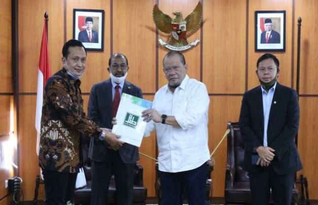 Foto : Ketua DPD RI, AA LaNyalla Mahmud Mattalitti, saat beraudiensi dengan Halal Institute