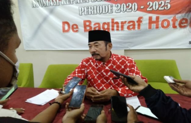 Foto: Ketua AKD Sumenep H Miskun Legiyono saat diwawancara