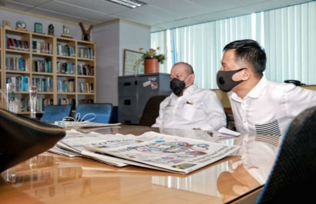 Foto : Kunjungan LaNyalla di kantor redaksi harian Fajar