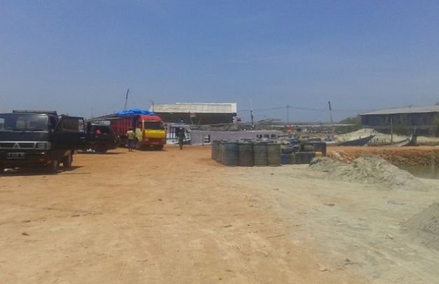 Foto: Reklamasi Pelabuhan Gersik Putih