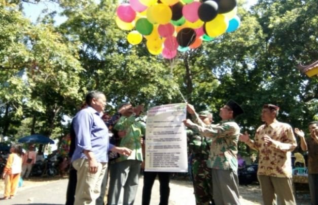 Foto Pelepasan Balon