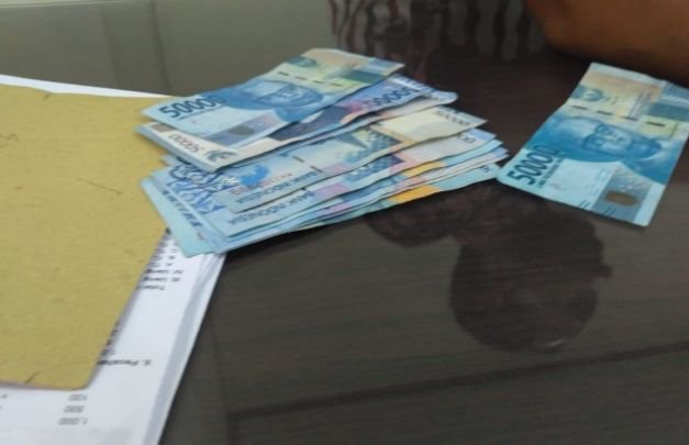 Foto : Pecahan Uang Rp. 50.000 yang Pisah tersebut yang Diduga Kuat Palsu