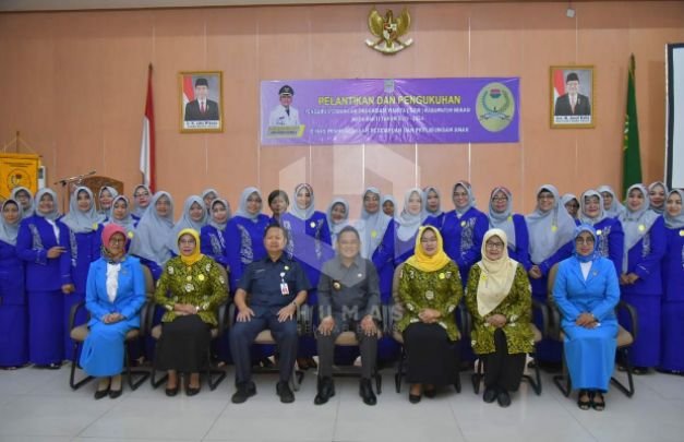 Foto : Acara pelantikan dan pengukuhan pengurus GOW Kabupaten Bekasi