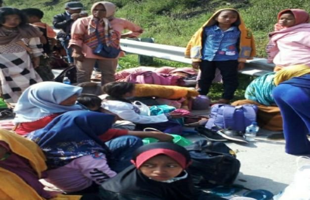 Foto: korban kecelakaan bus di tol
