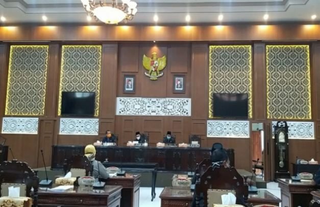 Foto : Suasana Rapat Paripurna