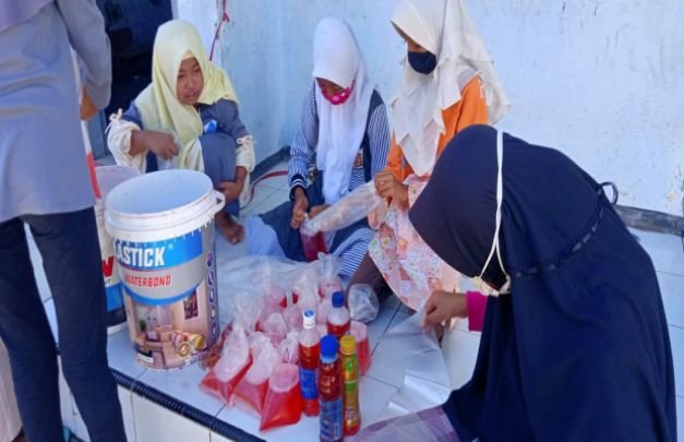 Foto: Proses Pembuatan Sabun Cais SDN 3 Ajung Jember