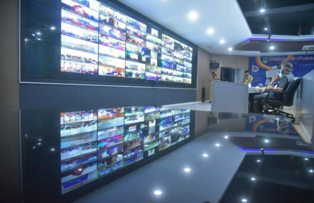 Foto : Bupati Bekasi Gelar Vidcon di Ruang Comand Center Diskominfosantik