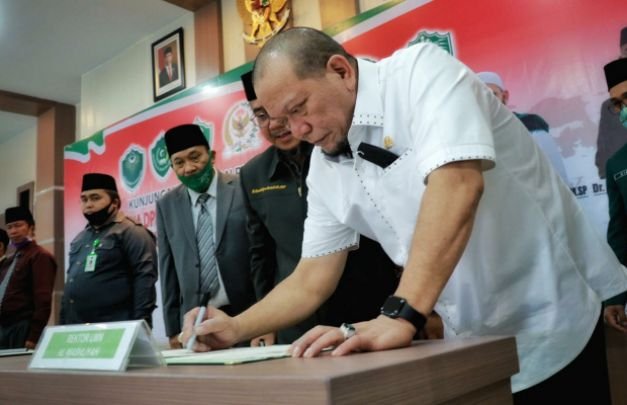 Foto : LaNyalla di Aula Udin Sjamsuddin Djajaluddin Lubis, Kampus Syech Muhammad Yunus UMN Al Washliyah, Medan.