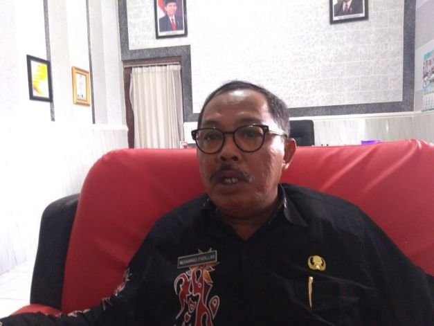 Foto : Kepala Disnakertrans Sumenep, Mohammad Fadilah