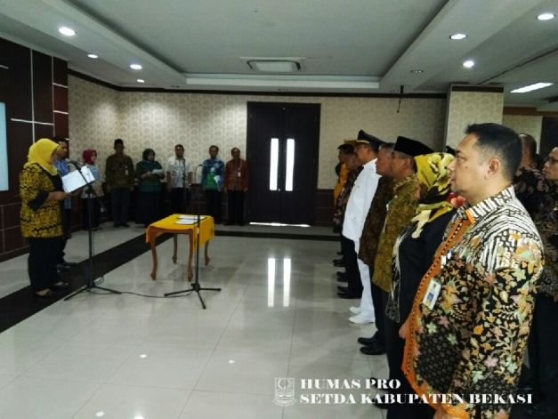 Acara Prosesi Pelantikan 66 ASN Oleh Bupati Bekasi, Jum'at (20/7/2018).