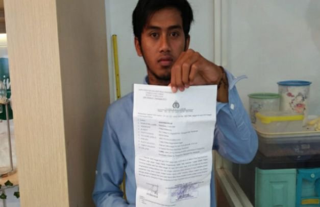 Foto: Joni Iskandar, warga Desa Angsanah, Kecamatan Palengaan, Kabupaten Pamekasan.