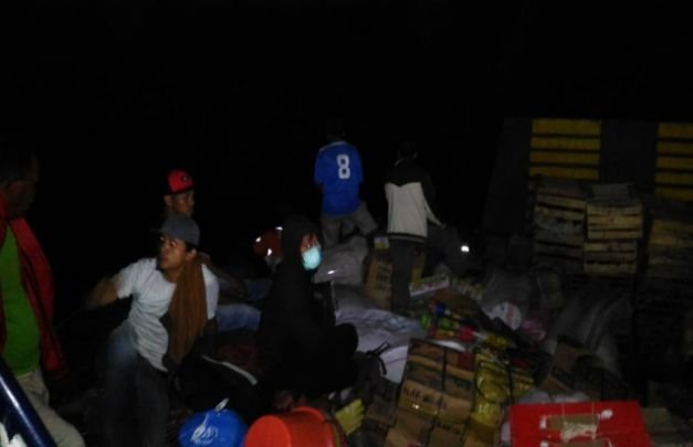 Foto: penumpang KMP DBS III pasca kebakaran