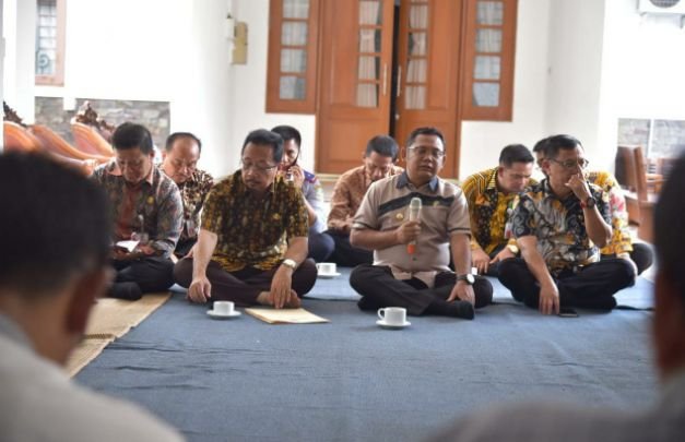 Foto : Bupati Bekasi, Eka Supria Atmaja