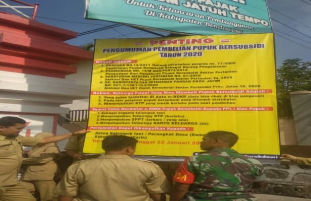Foto: pengumuman pengurangan pupuk bersubdi di sumenep