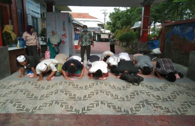Foto : Warga Binaan yang dikeluarkan di Rutan Kelas IIB Sampang
