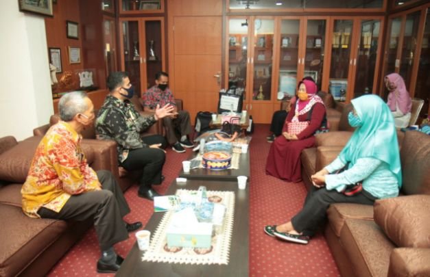 Foto : Wali Kota Probolinggo Menemui Perwakilan Griya Srikandi
